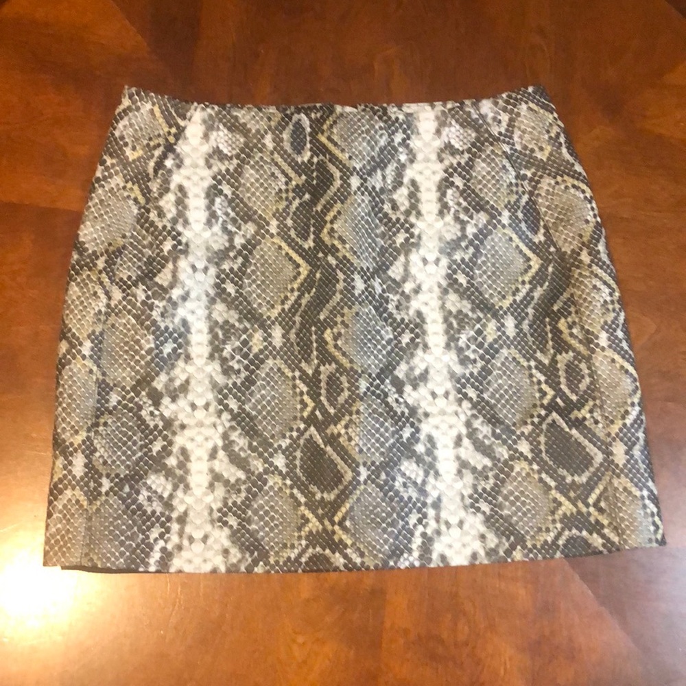 Piper & Jane Croco Snakeskin Faux Leather Mini Skirt Small NWT